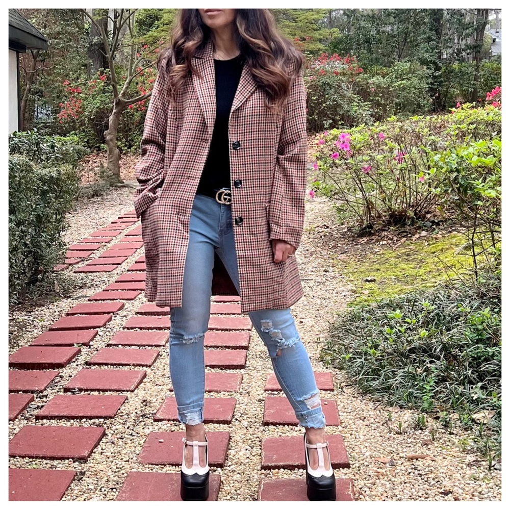 43 CHIC MULTI PLAID FITTED BUTTON UP COAT
JACKET